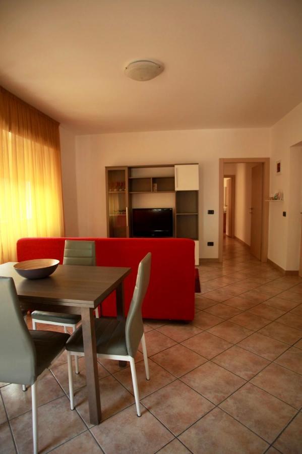 Apartamento La Torre Tirano Exterior foto